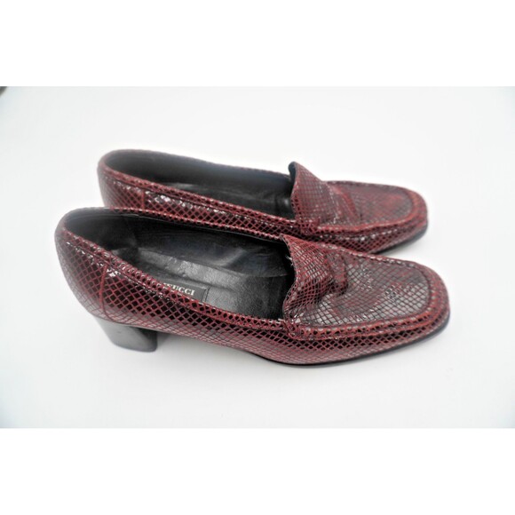Sesto Meucci Italy Burgundy Snake Embossed Leather Low Heel Loafer Pumps Size 9M - Picture 1 of 12